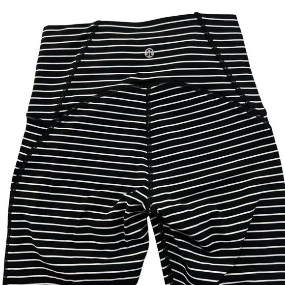 Lululemon Train Times Pant 25" Inseam Parallel Stripe Black and White Size 4 - Picture 5 of 8